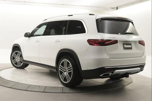 2025 Mercedes-Benz GLS 450 4MATIC