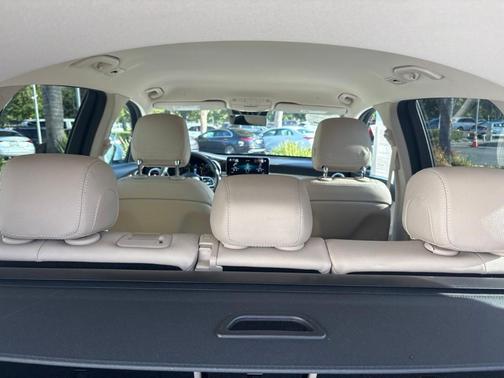 Polar White 2022 Mercedes-Benz GLC 300 Base