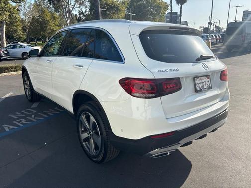 Polar White 2022 Mercedes-Benz GLC 300 Base