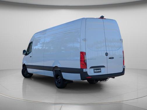 Arctic White 2025 Mercedes-Benz Sprinter 3500 170 WB High Roof Extended Cargo