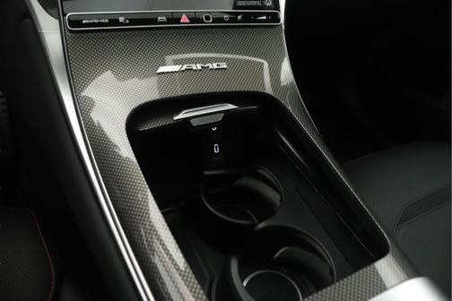 2956 / MANUFAKTUR 2026 Mercedes-Benz AMG GLC 43 Base