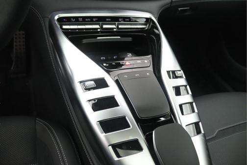 2818 / MANUFAKTUR 2026 Mercedes-Benz AMG GT 53 Base