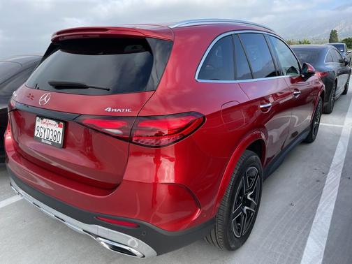 MANUFAKTUR Cardinal Red Metallic 2023 Mercedes-Benz GLC 300 Base 4MATIC