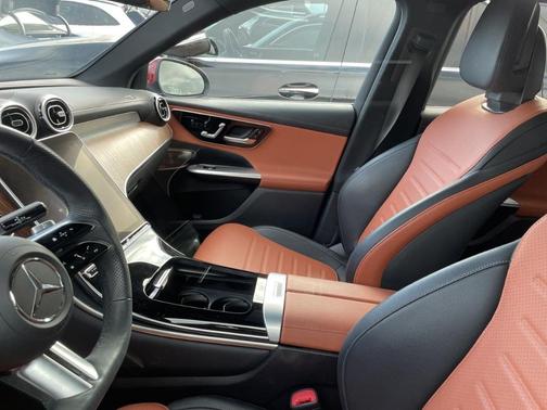 MANUFAKTUR Cardinal Red Metallic 2023 Mercedes-Benz GLC 300 Base 4MATIC