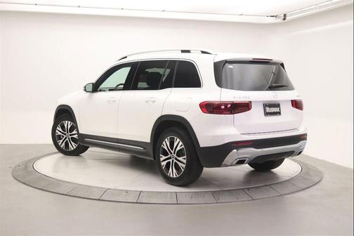 2025 Mercedes-Benz GLB 250 4MATIC