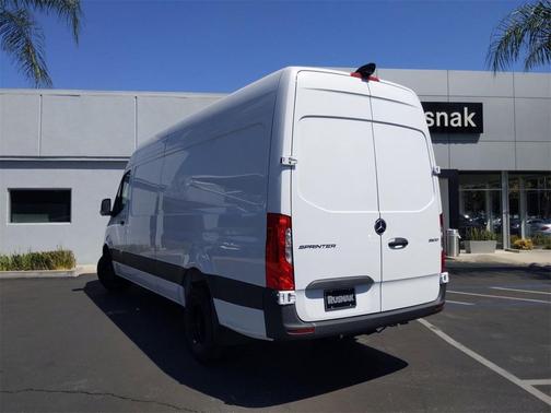 2024 Mercedes-Benz Sprinter 3500 High Roof 4-Cyl Diesel HO