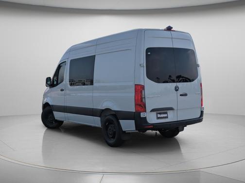 2025 Mercedes-Benz Sprinter 2500 144 WB Standard Roof Crew