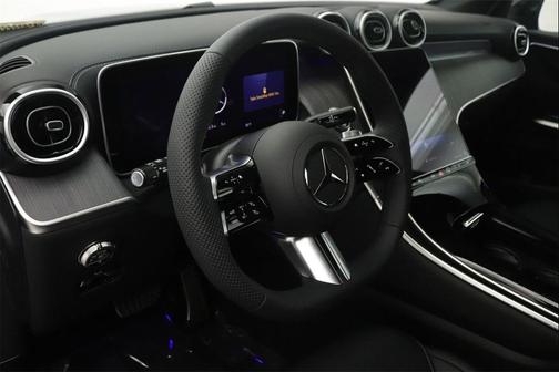 2026 Mercedes-Benz GLC 300 Base