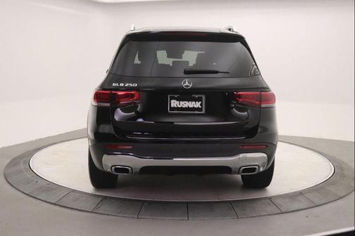 2022 Mercedes-Benz GLB 250 Base