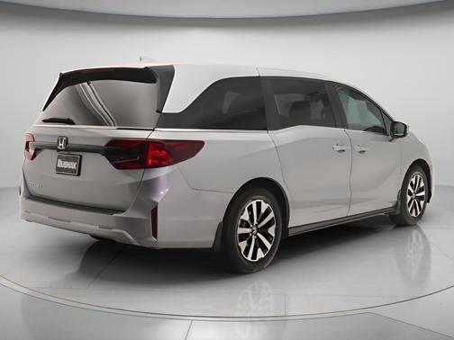 Solar Silver Metallic 2025 Honda Odyssey EX-L