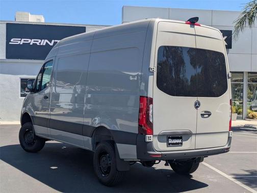 2025 Mercedes-Benz Sprinter 2500 Standard Roof 4-Cyl Diesel HO