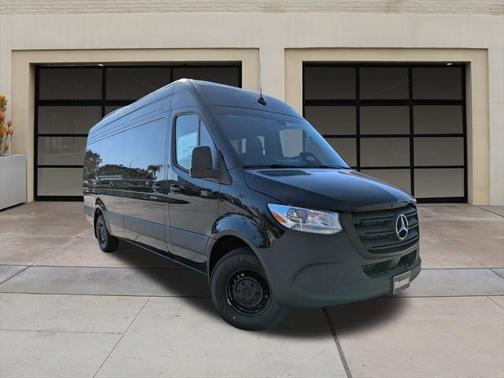 2025 Mercedes-Benz Sprinter 2500 Standard Roof