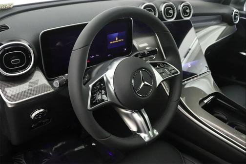 2026 Mercedes-Benz GLC 300 Base