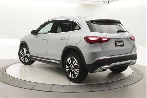 2026 Mercedes-Benz GLA 250 4MATIC