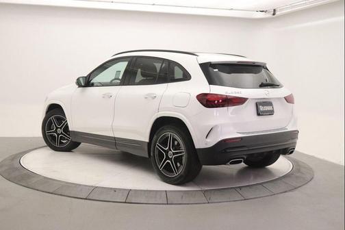 2025 Mercedes-Benz GLA 250 4MATIC