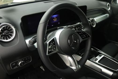 2025 Mercedes-Benz GLB 250 Base