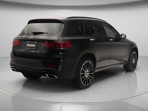 Black 2022 Mercedes-Benz GLC 300 Base