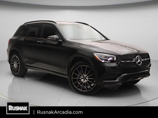Black 2022 Mercedes-Benz GLC 300 Base