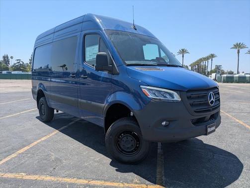 2025 Mercedes-Benz Sprinter 2500 Standard Roof 4-Cyl Diesel HO