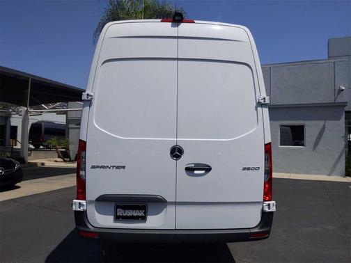 2024 Mercedes-Benz Sprinter 3500 High Roof 4-Cyl Diesel