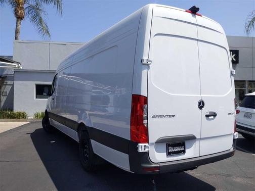 2024 Mercedes-Benz Sprinter 3500 High Roof 4-Cyl Diesel