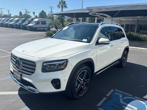 Polar White 2026 Mercedes-Benz GLB 250 Base