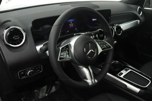 2026 Mercedes-Benz GLB 250 Base