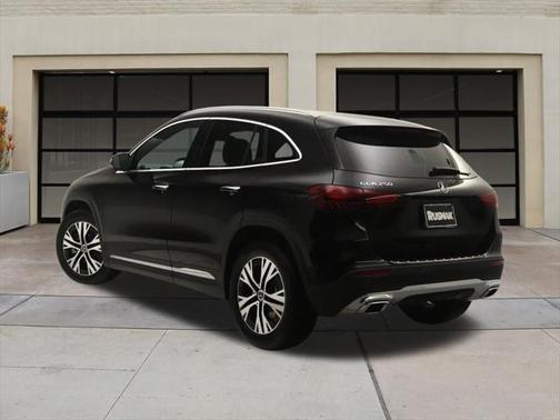 2025 Mercedes-Benz GLA 250 Base
