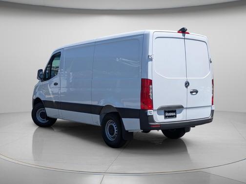 2026 Mercedes-Benz Sprinter 2500 Standard Roof