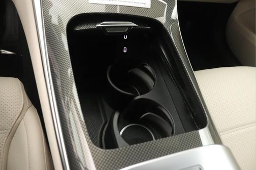 2885 / MANUFAKTUR 2026 Mercedes-Benz GLC 300 Base