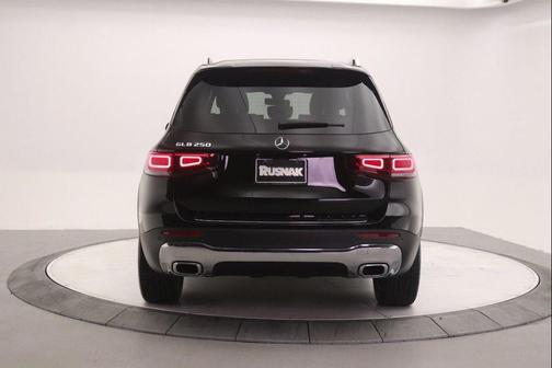 2023 Mercedes-Benz GLB 250 Base