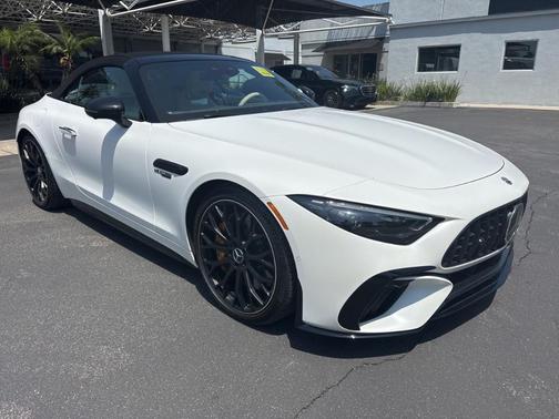 Moonlight White 2022 Mercedes-Benz AMG SL 63 Base