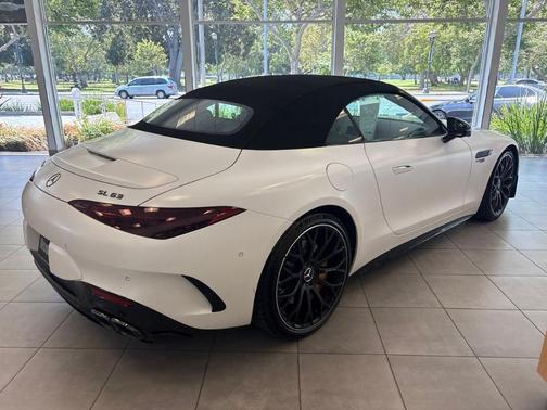Moonlight White 2022 Mercedes-Benz AMG SL 63 Base