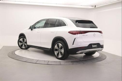 2026 Mercedes-Benz EQE 320 4MATIC