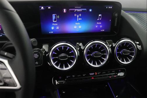 2026 Mercedes-Benz GLA 250 4MATIC