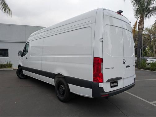 2025 Mercedes-Benz Sprinter 2500 High Roof 4-Cyl Diesel