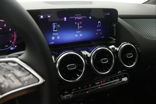2026 Mercedes-Benz GLA 250 4MATIC