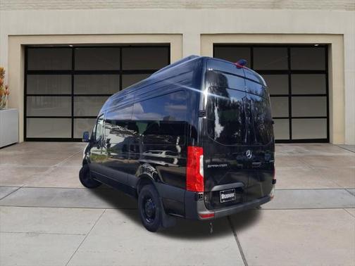 2025 Mercedes-Benz Sprinter 2500 Standard Roof