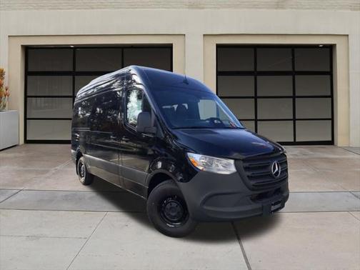 2025 Mercedes-Benz Sprinter 2500 Standard Roof