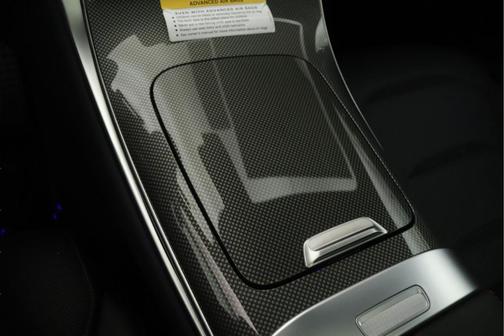 2956 / MANUFAKTUR 2026 Mercedes-Benz AMG GLC 43 Base