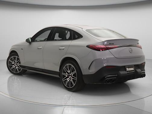 2956 / MANUFAKTUR 2026 Mercedes-Benz AMG GLC 43 Base