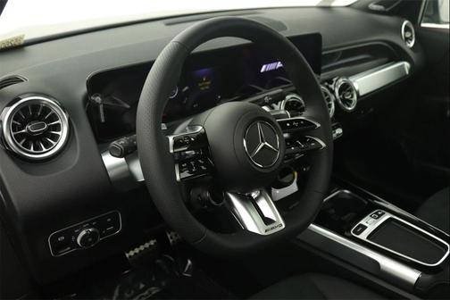 2026 Mercedes-Benz AMG GLB 35 4MATIC
