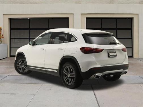 2025 Mercedes-Benz GLA 250 4MATIC