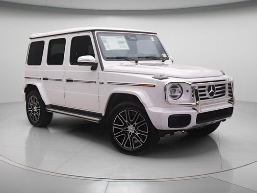 2885 / MANUFAKTUR 2026 Mercedes-Benz G-Class Base