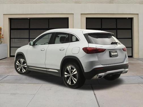2025 Mercedes-Benz GLA 250 4MATIC