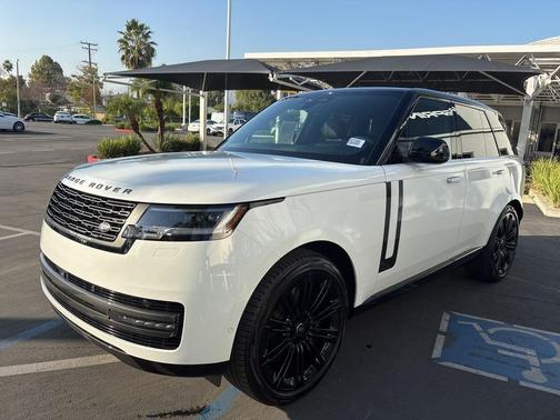 2024 Land Rover Range Rover P530 SE
