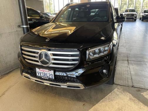 Midnight Black 2026 Mercedes-Benz GLB 250 Base