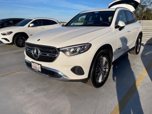 2026 Mercedes-Benz GLC 300 Base