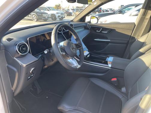 2026 Mercedes-Benz GLC 300 Base