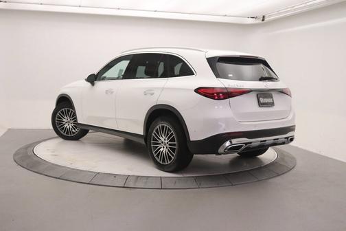 2026 Mercedes-Benz GLC 300 Base